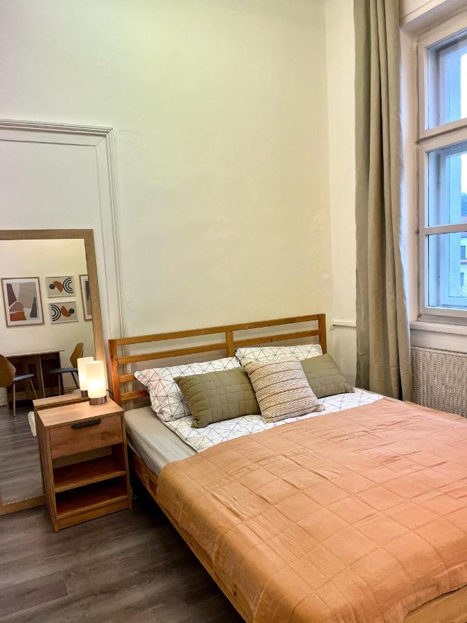 1 Bedroom Studio Close To Palmovka Praga Esterno foto