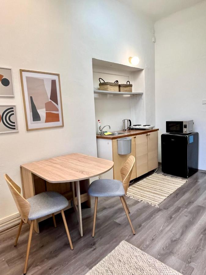 1 Bedroom Studio Close To Palmovka Praga Esterno foto